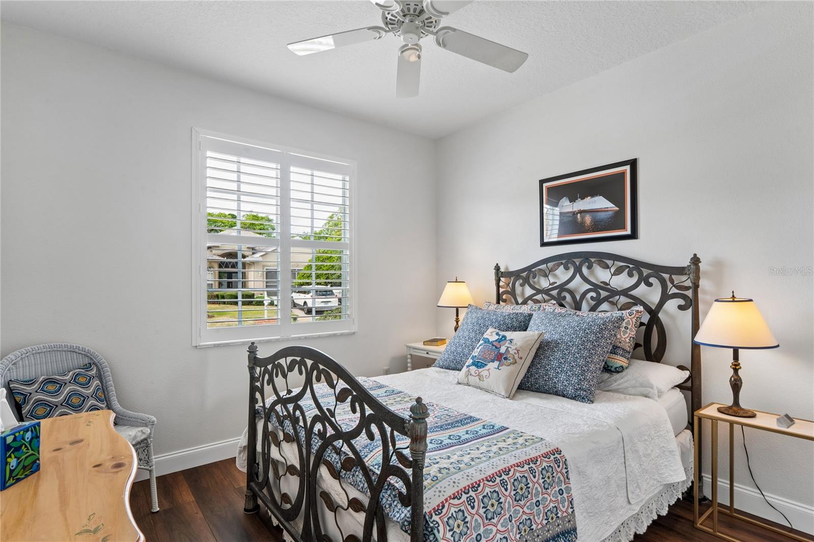 BEDROOM 2