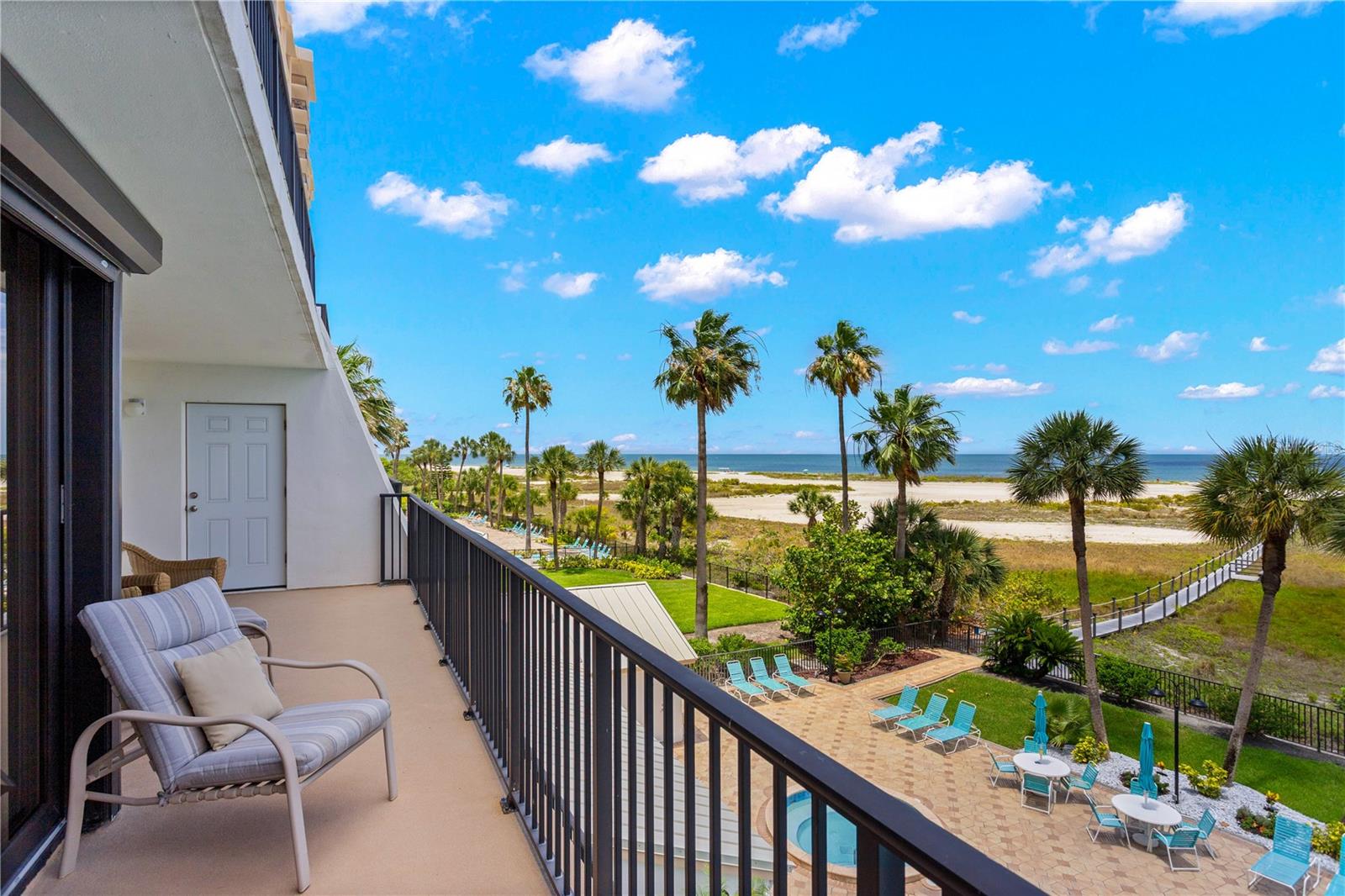 Private Balcony Retreat Gulf Views