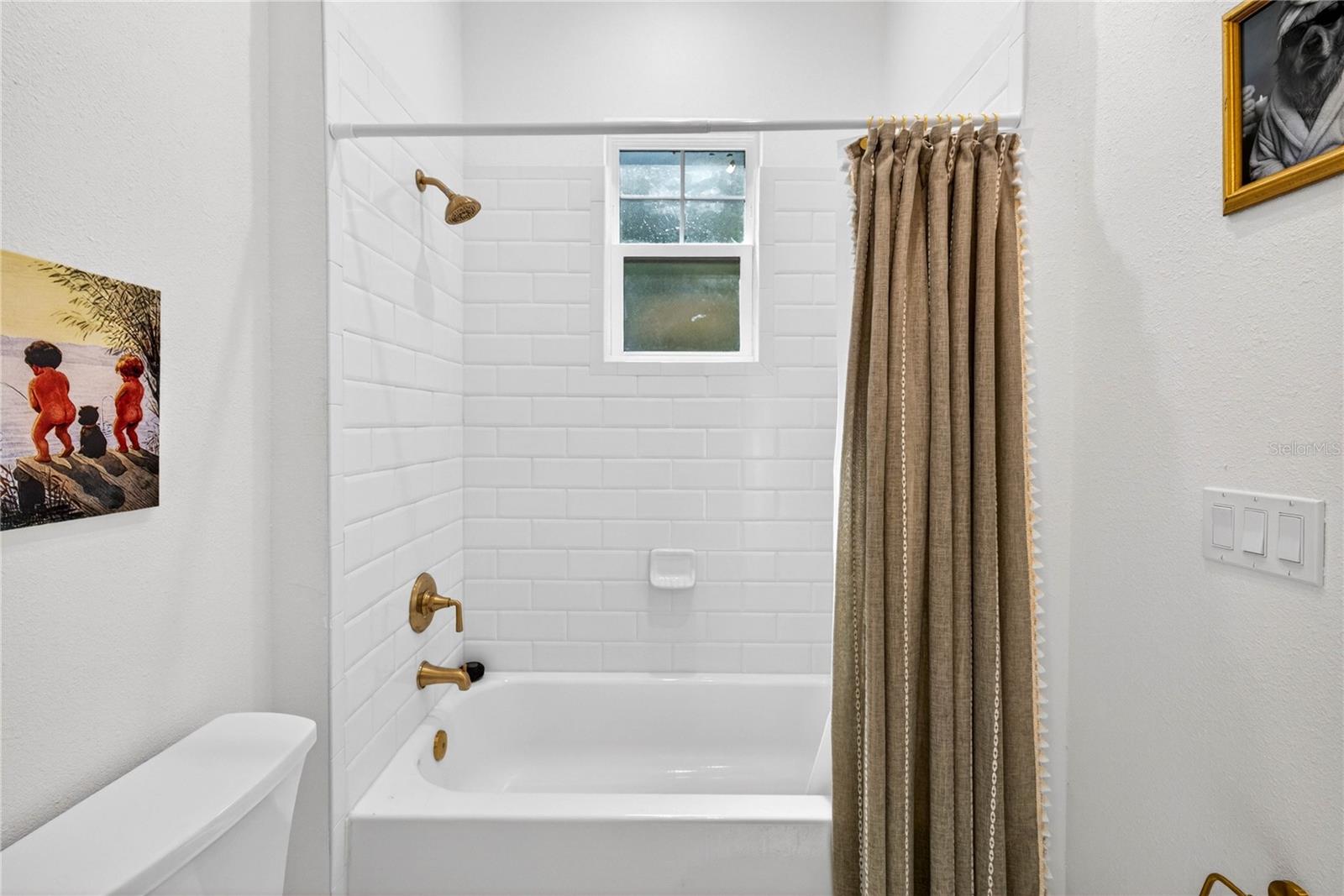 Jack and Jill Bath