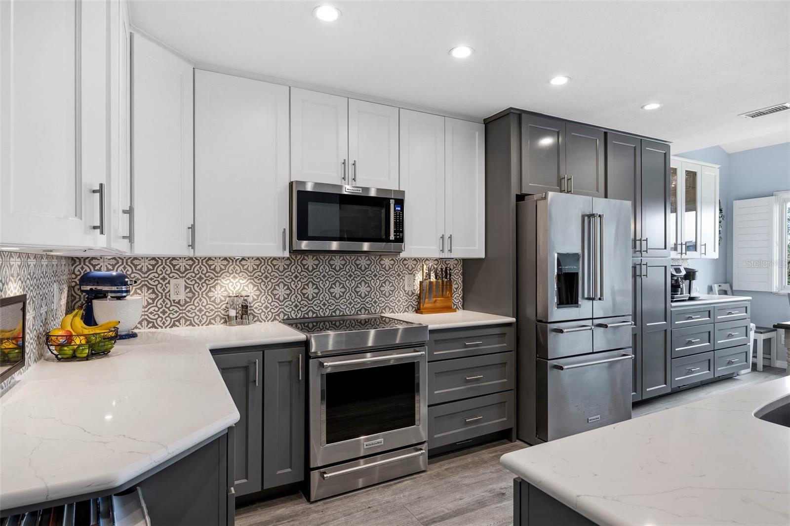 Alternative view in Kitchen