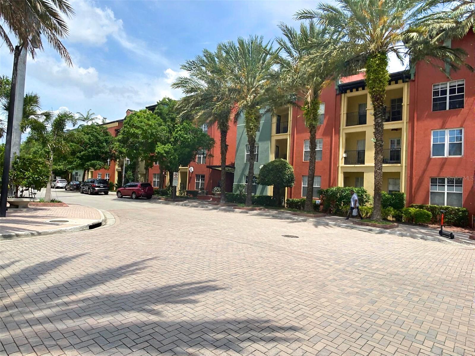 W7886585