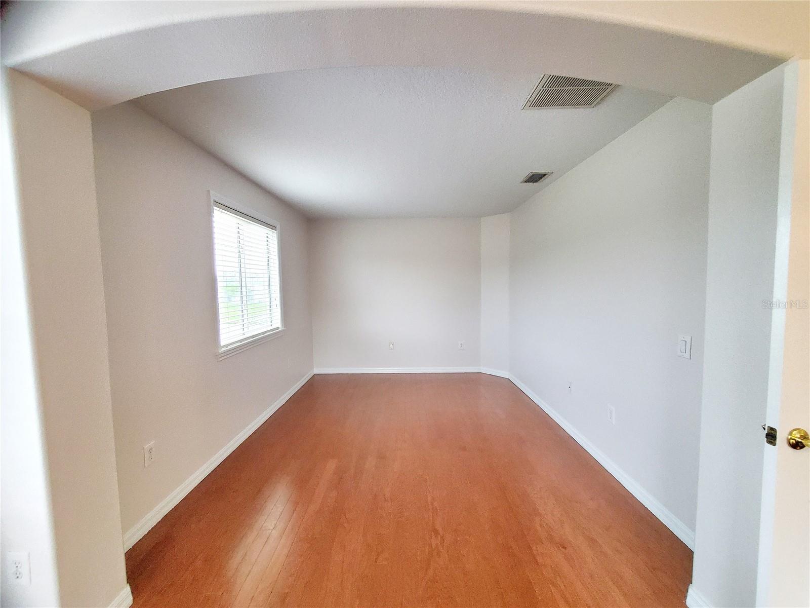 SITTING ROOM/OFFICE