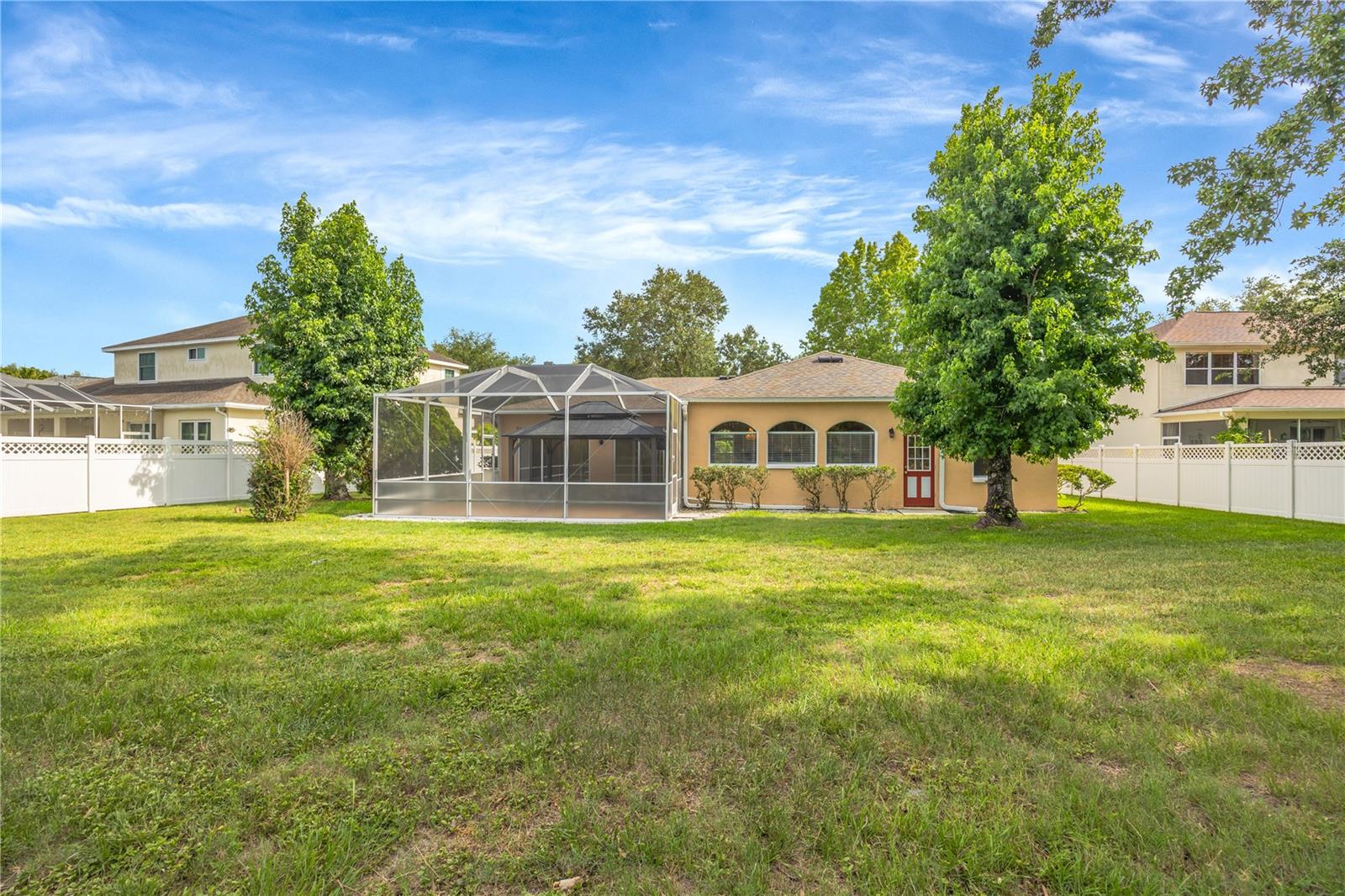 TB8517580