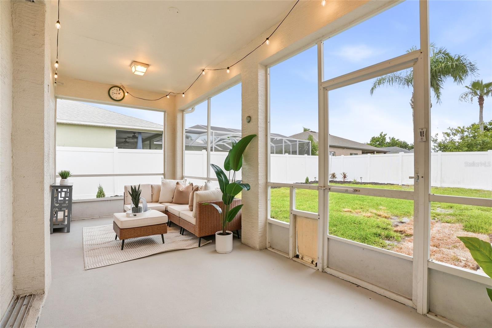 Screened in Lanai