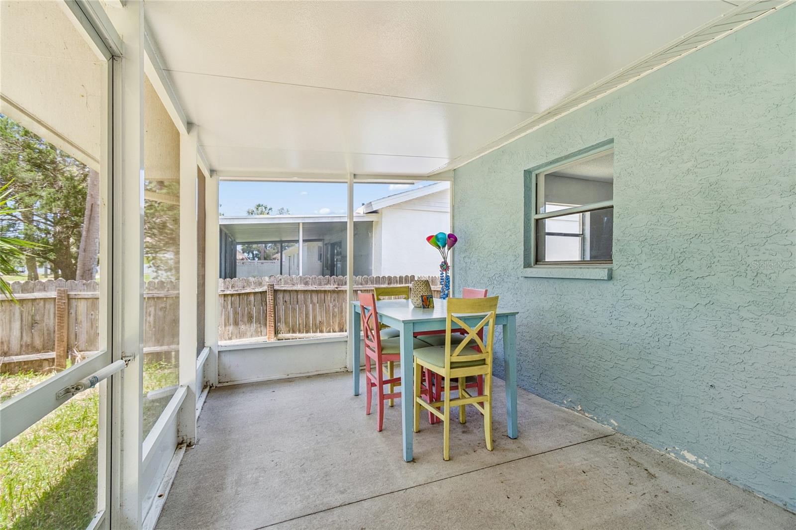 Screened covered lanai
