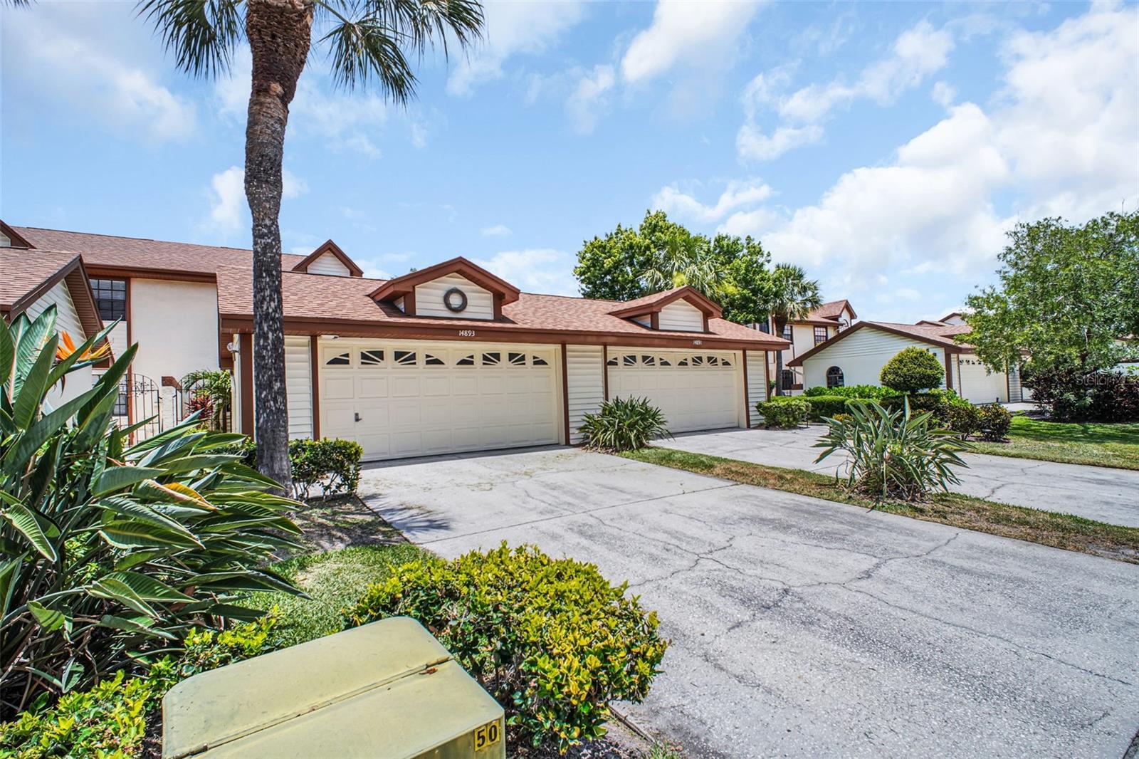 14893 Feather Cove