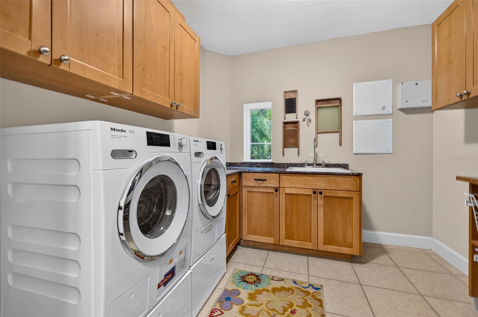 Large  Laundry Room