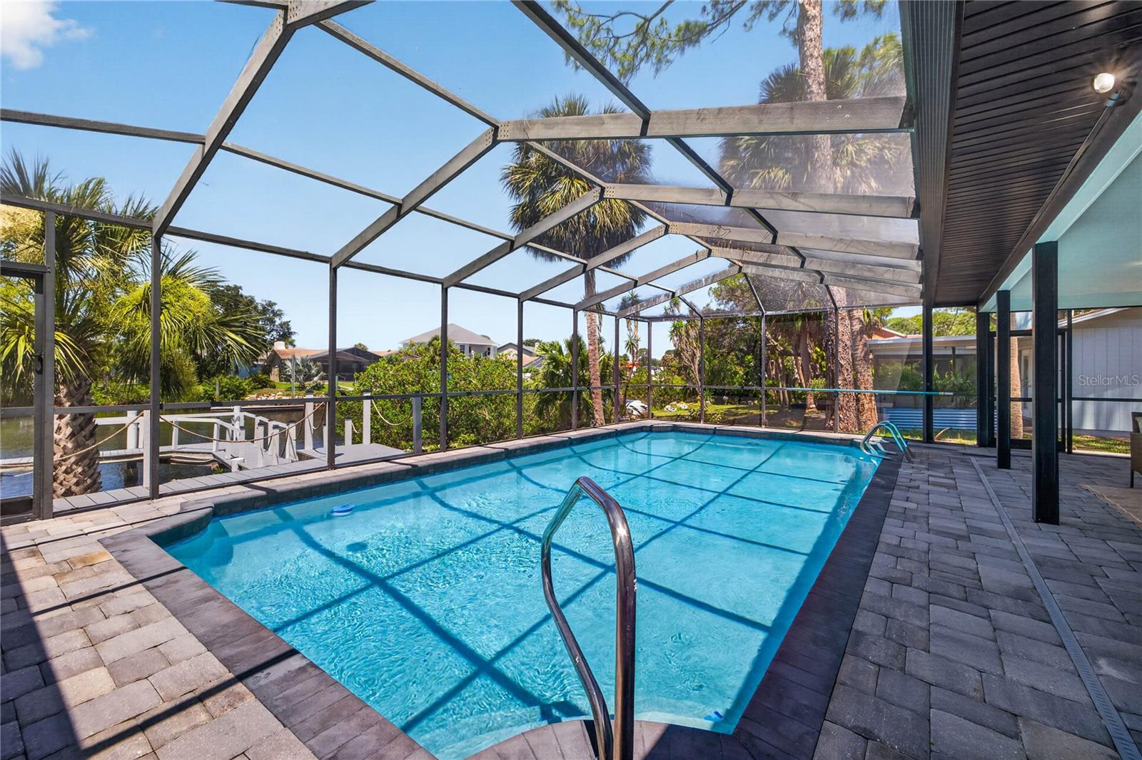 Screened in Pool