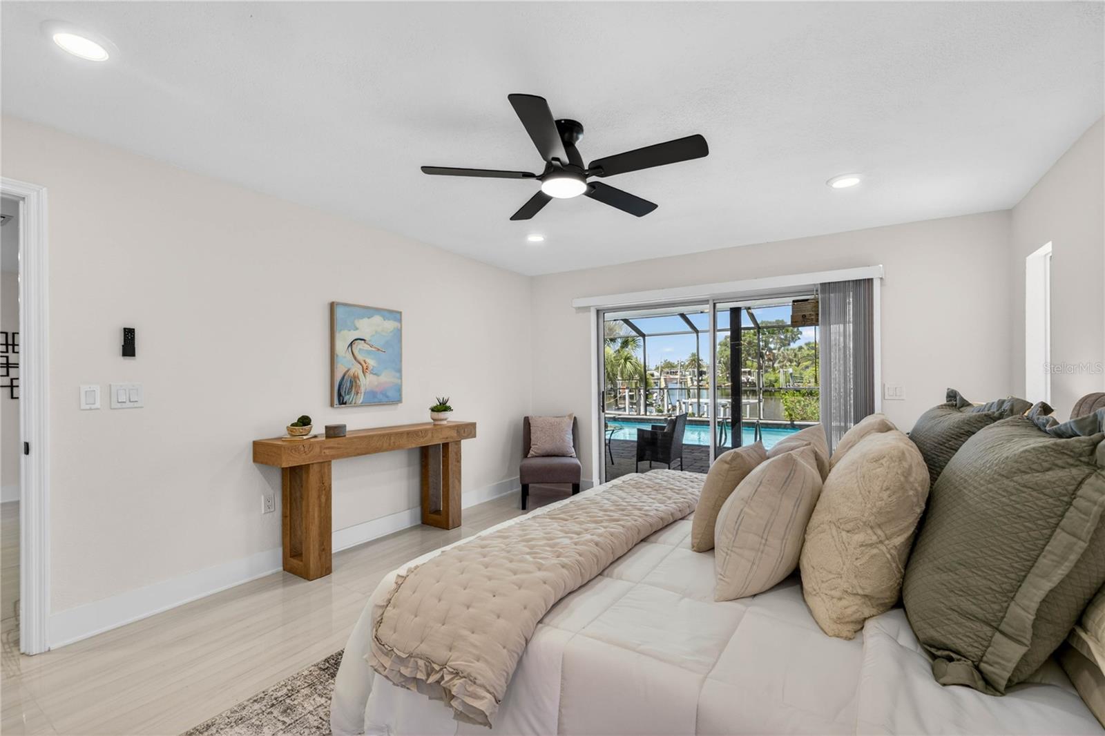 Primary Bedroom with pool access