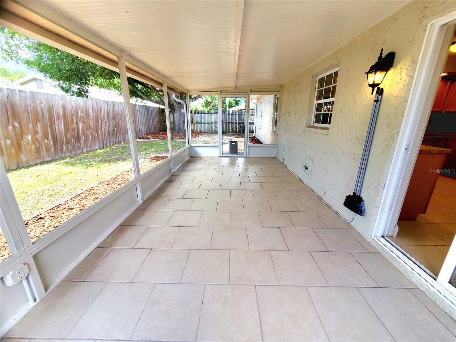 SCREEN PATIO