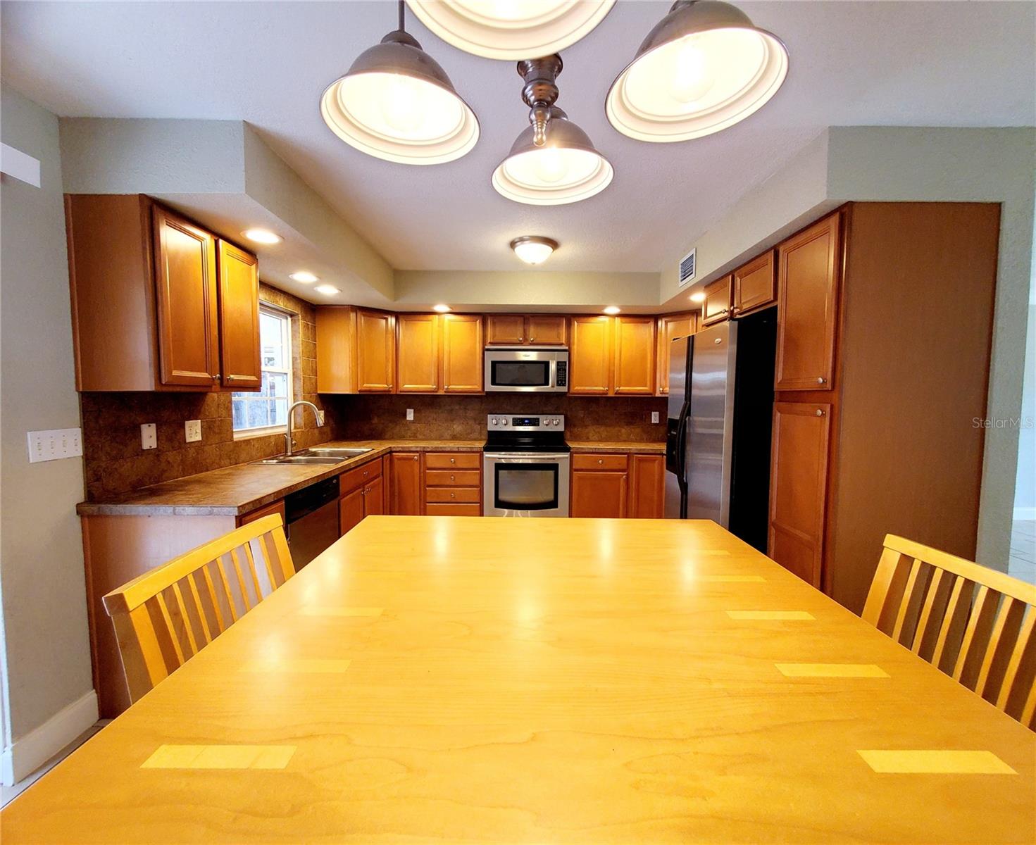 DINETTE AREA