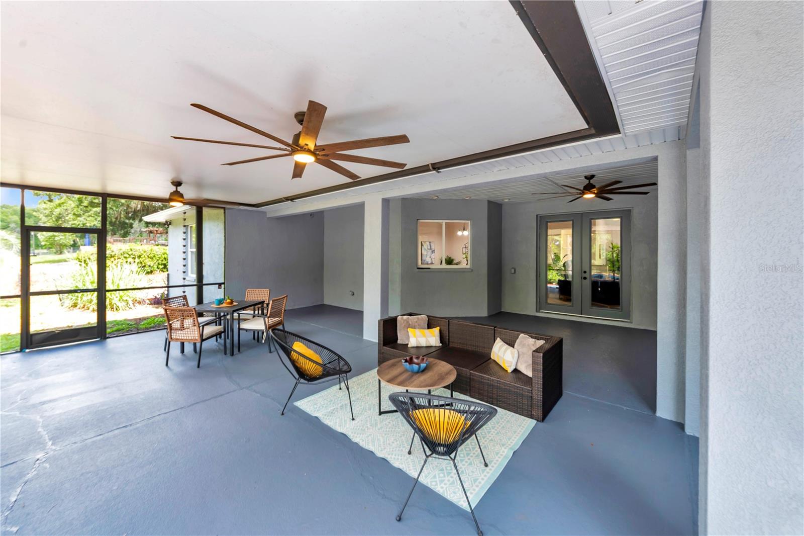 3 very big ceiling fans