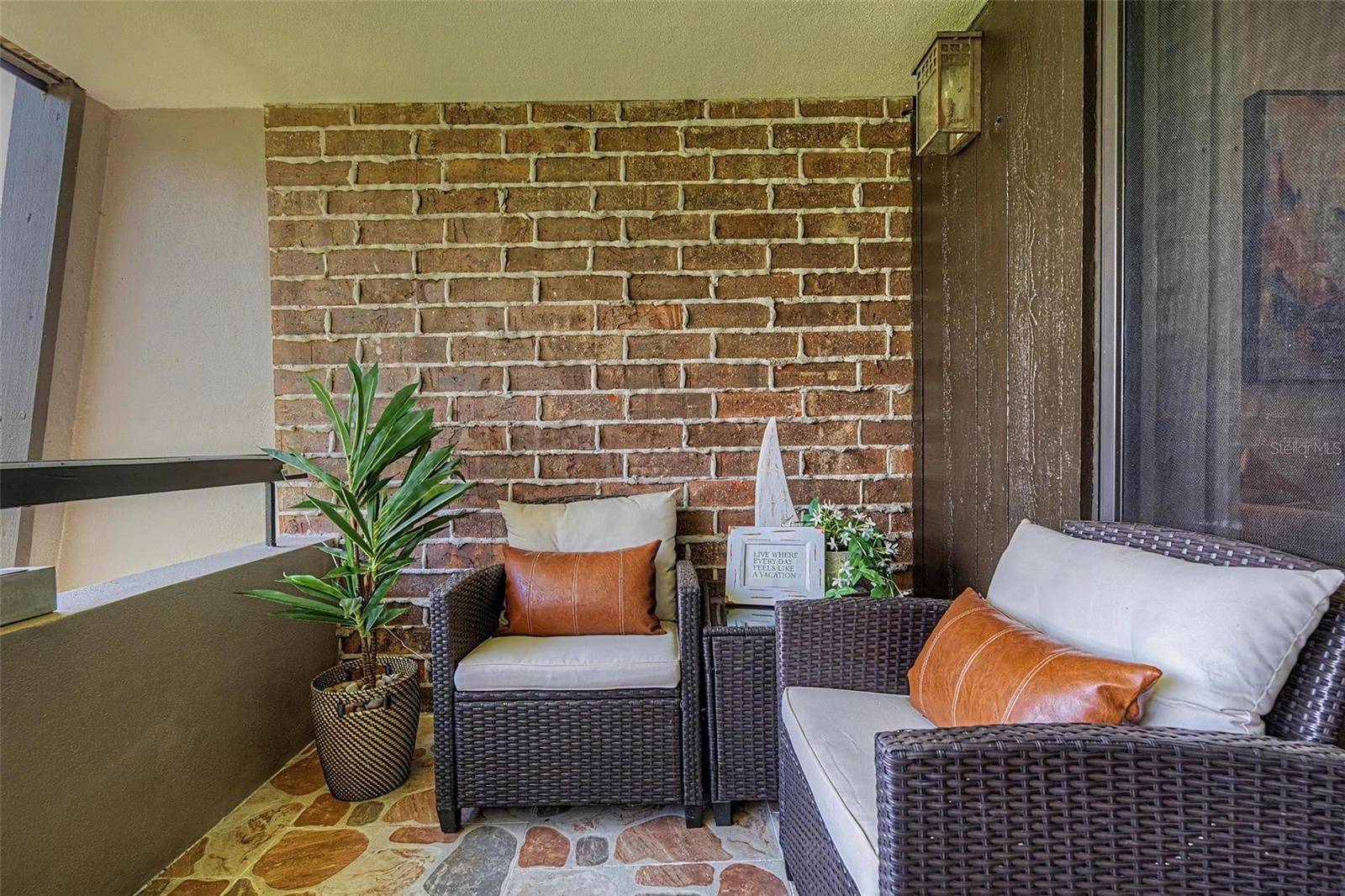 Large OPEN Balcony