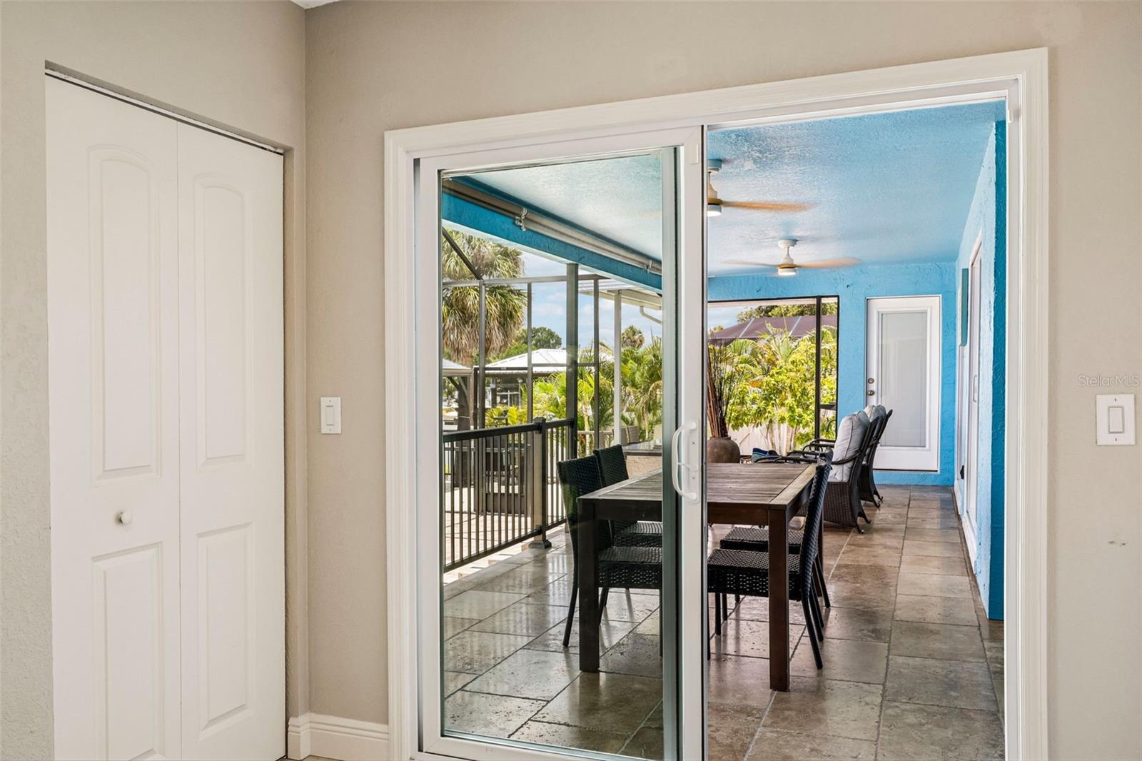 flex room to rear porch