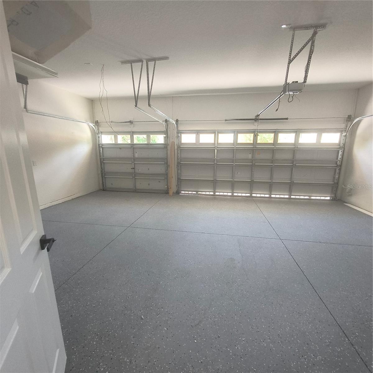 TB8518022