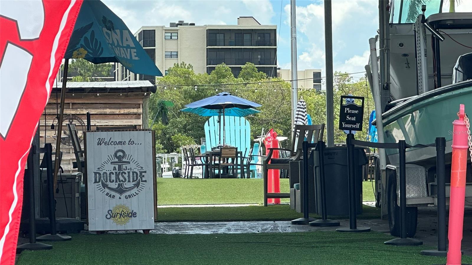 Onsite Marina and food