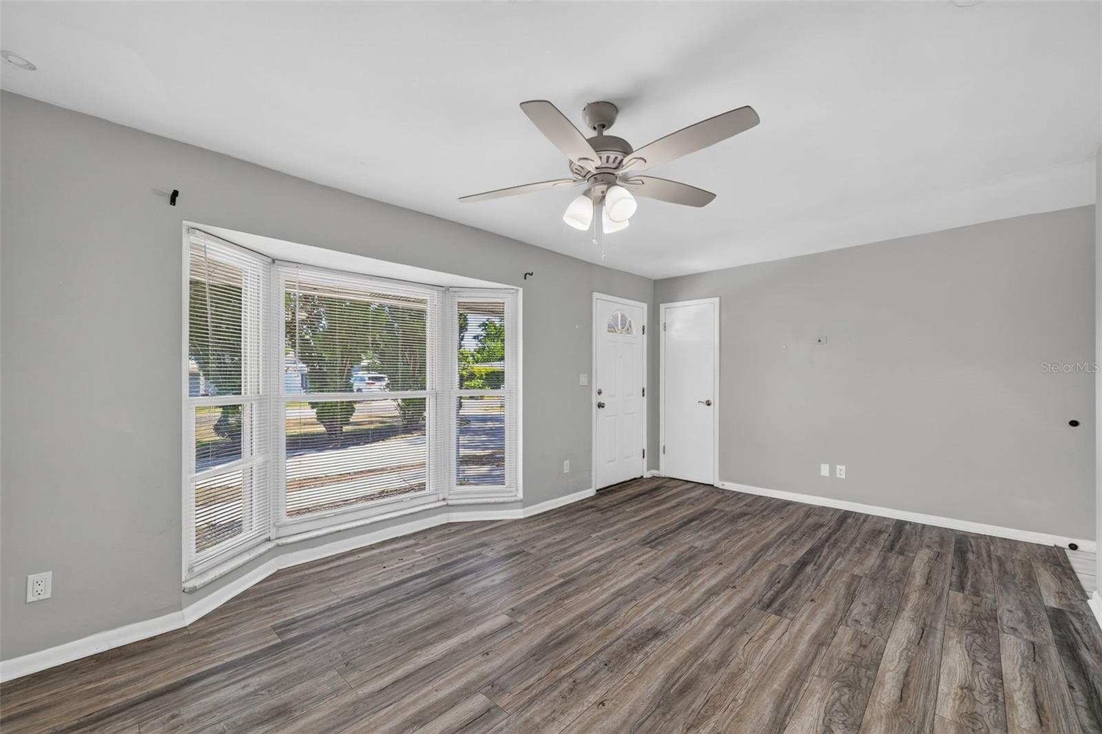 Large Front Family room