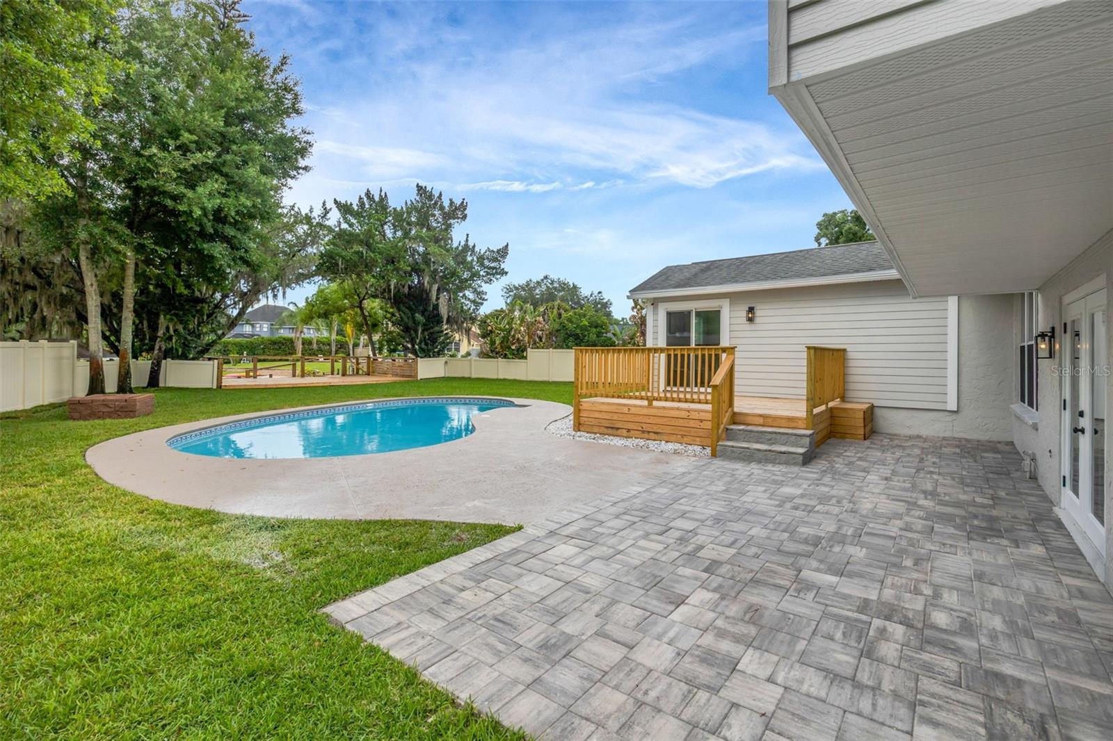 Paved rear Deck