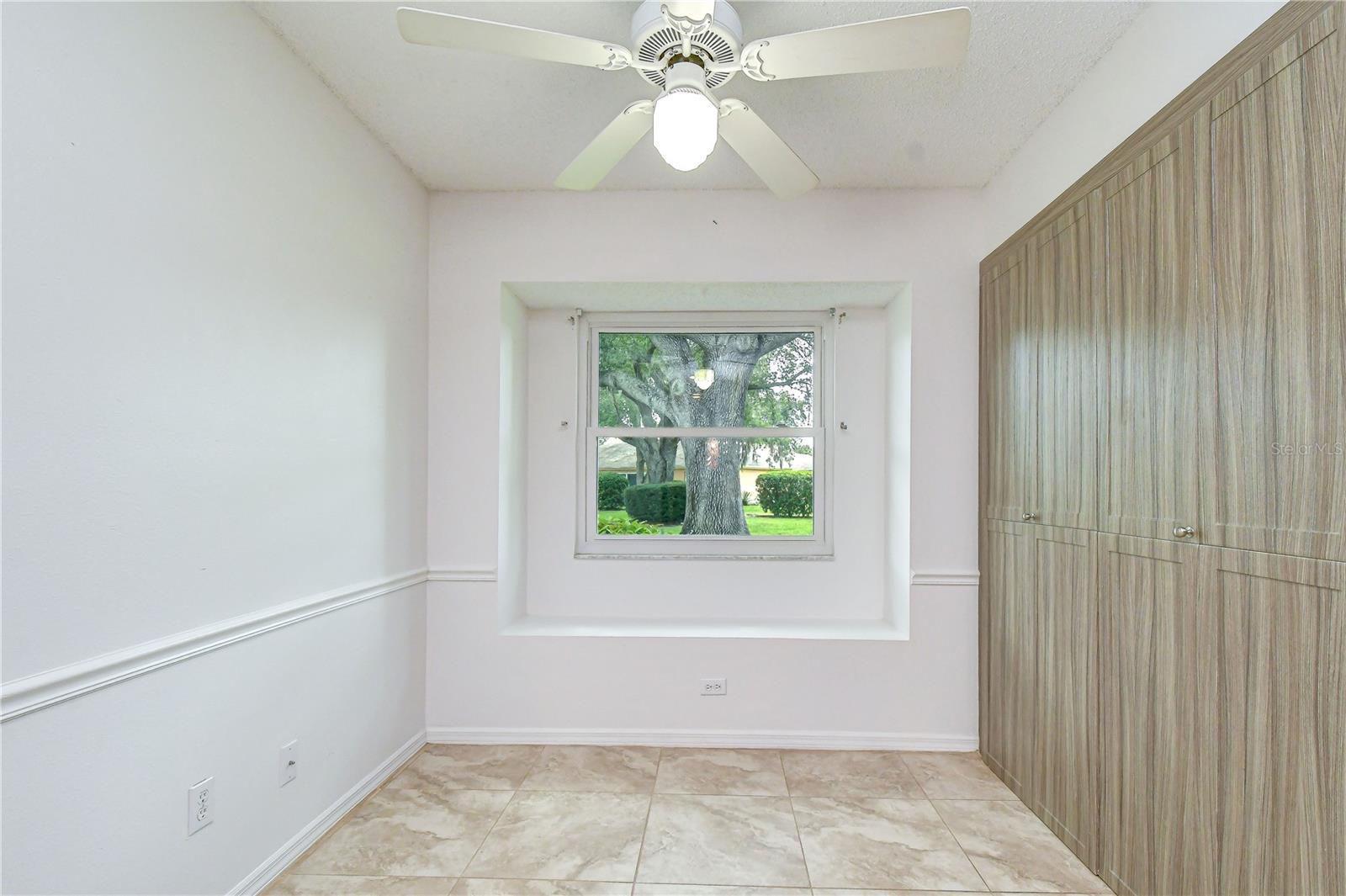 Cozy dining area perfect for casual meals.