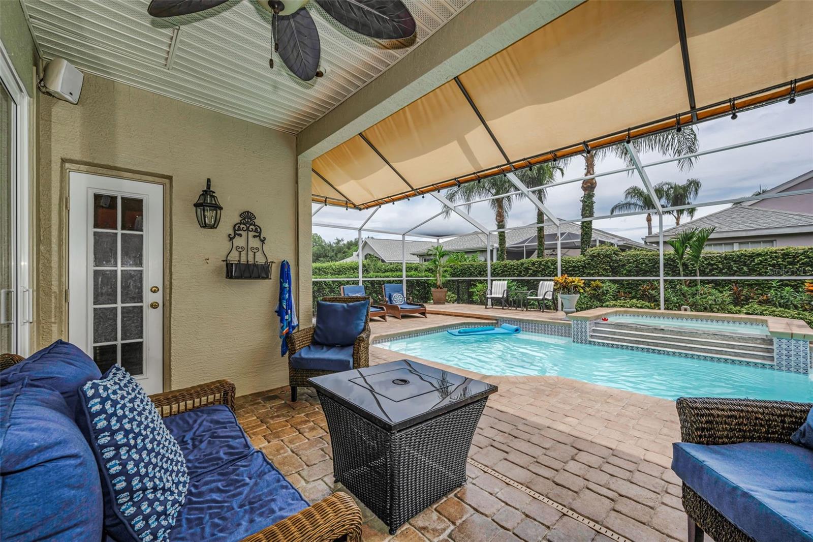 Covered Lanai Area for seating