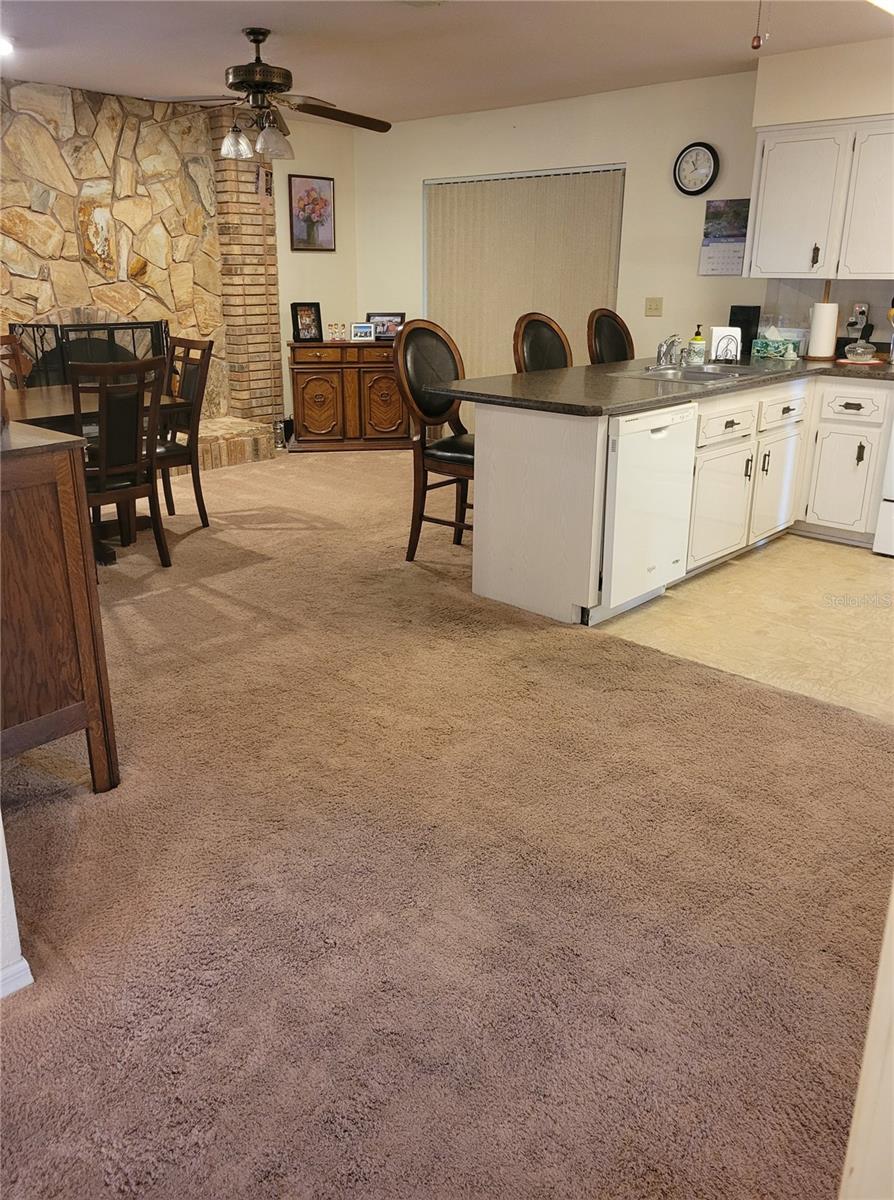 Open to Kitchen, nook and Family Room