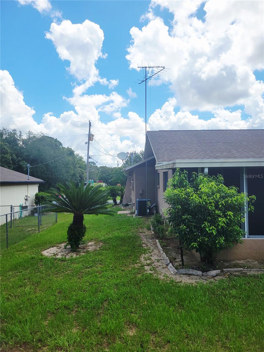 Opposite side yard
