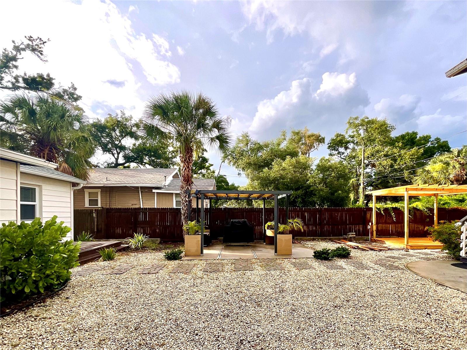 Florida Friendly Low Maintenance Landscaping