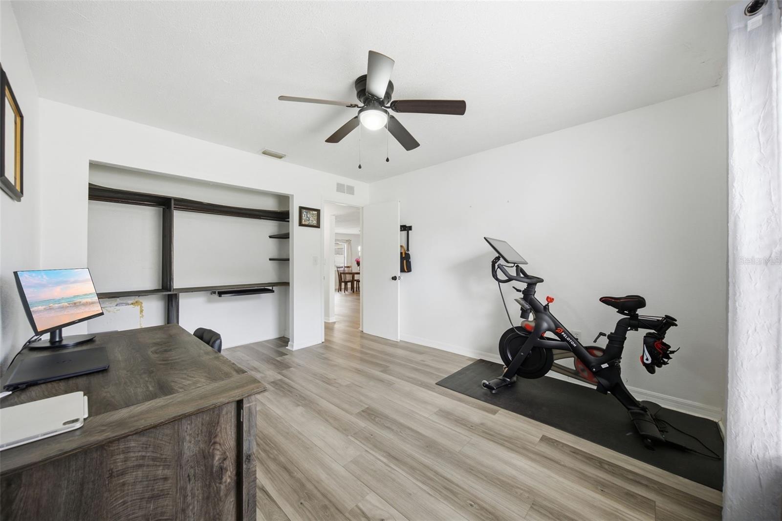 Guest bedroom 1