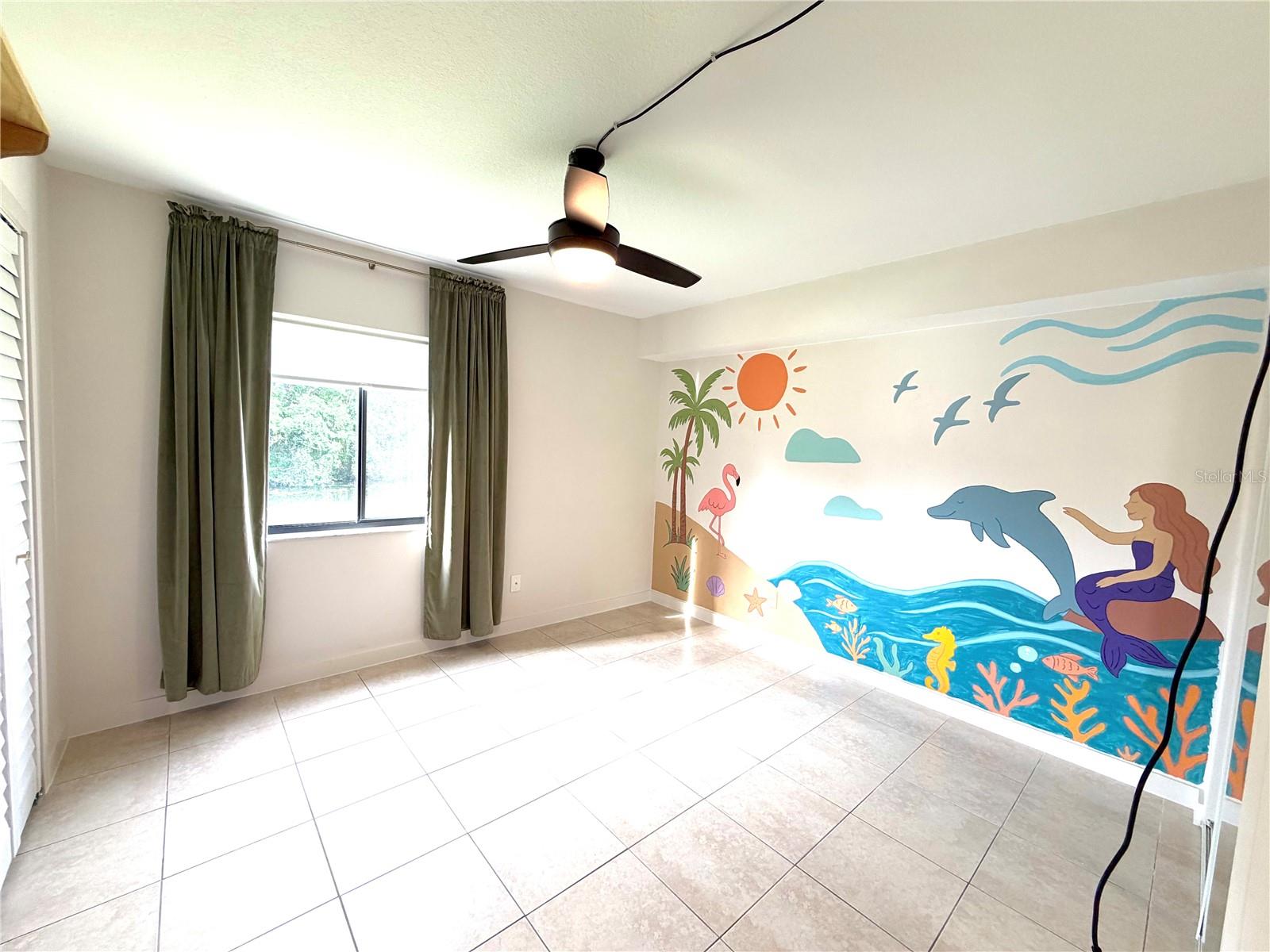 Guest bedroom