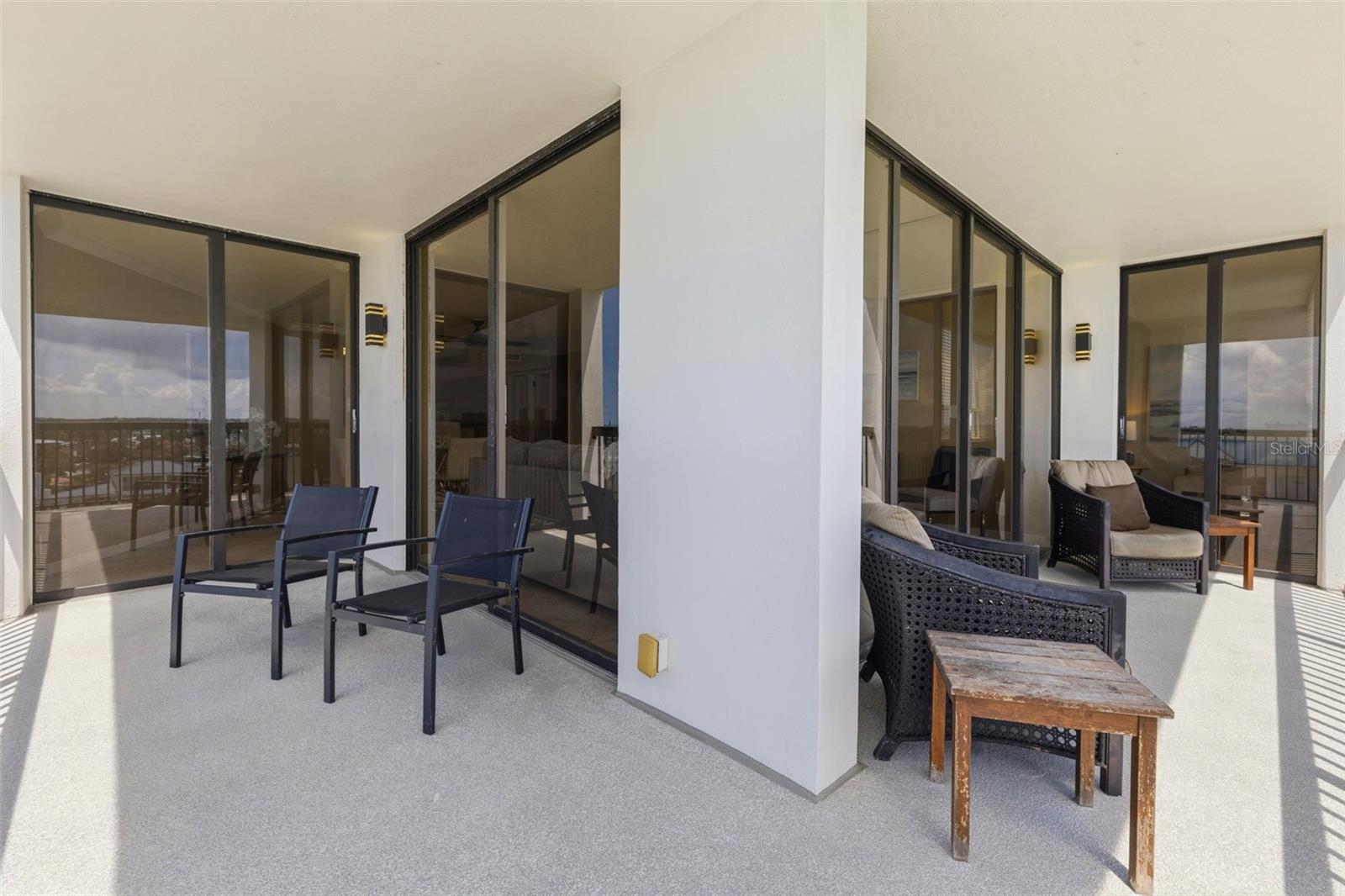 Wrap around balcony