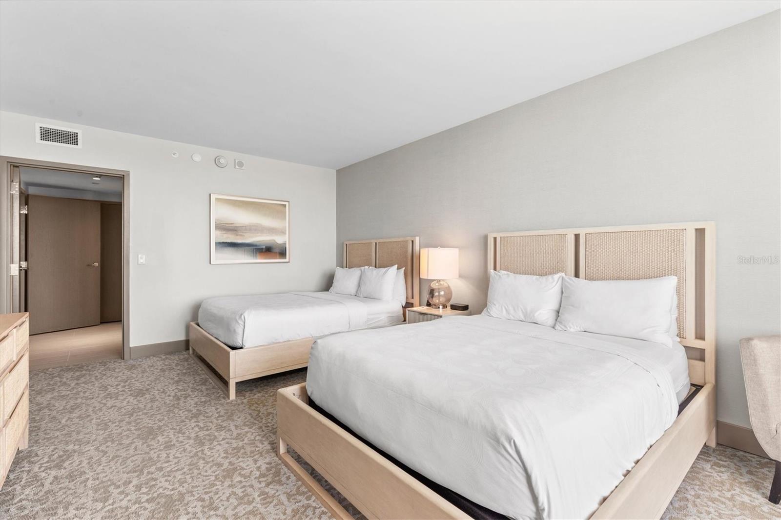 Guest suite with 2 queen beds