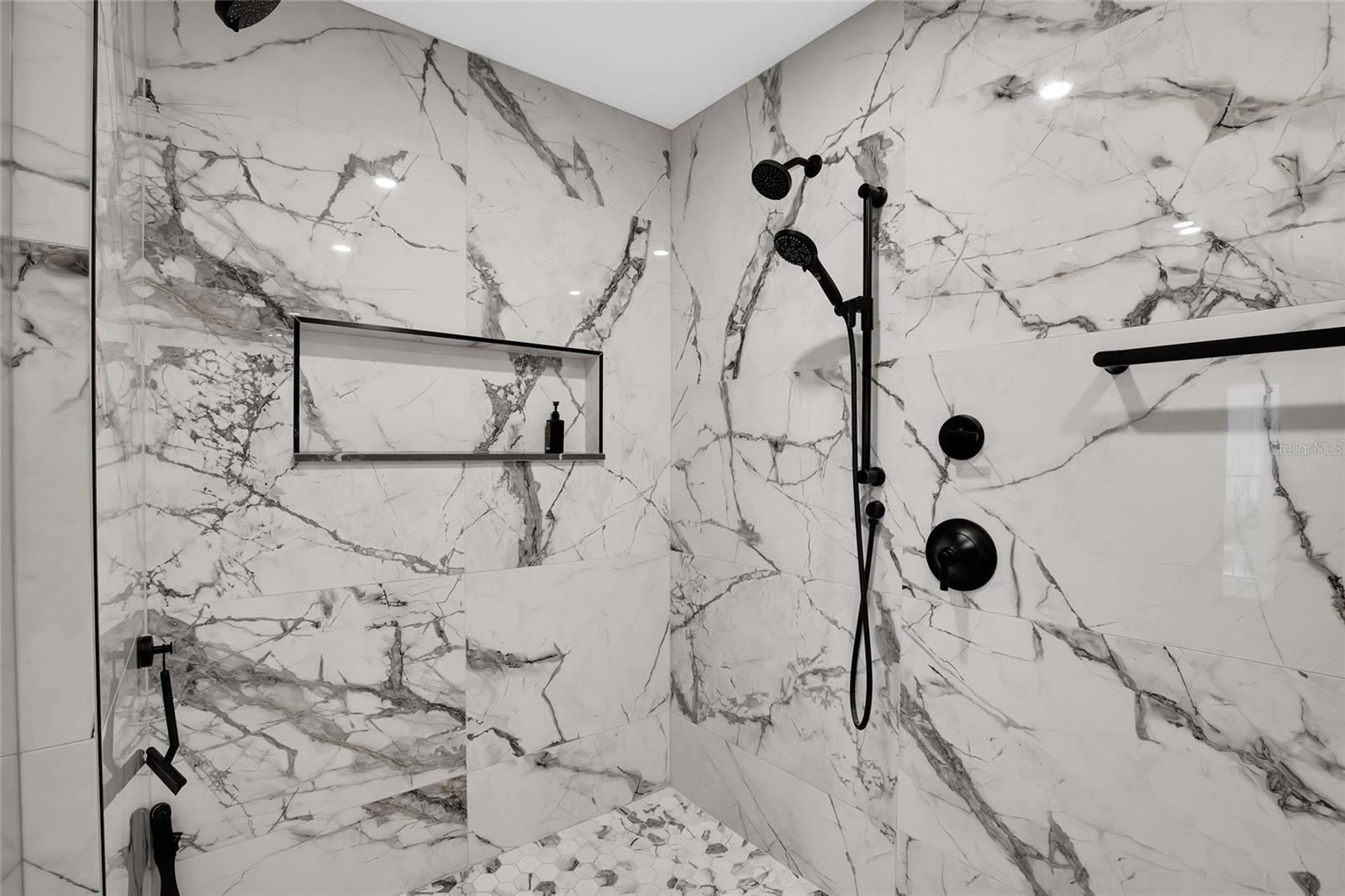MARBLE PRIMARTY SHOWER