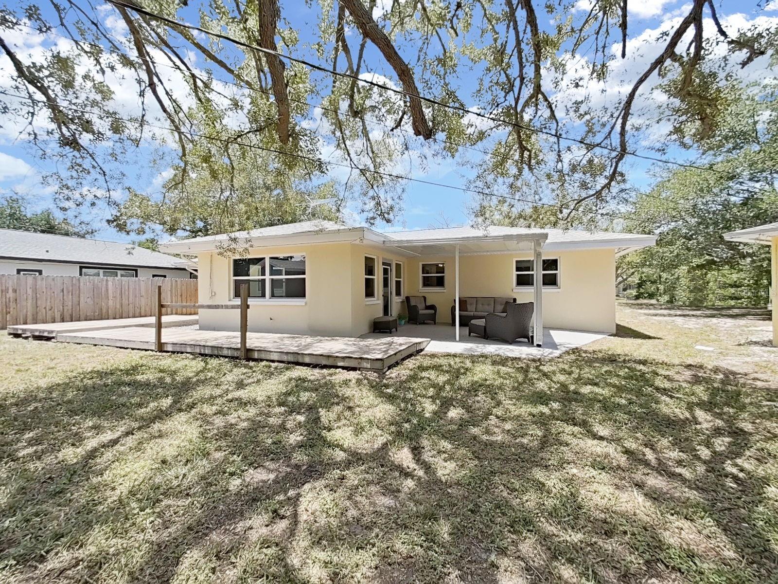 Spacious 2 Car Garage