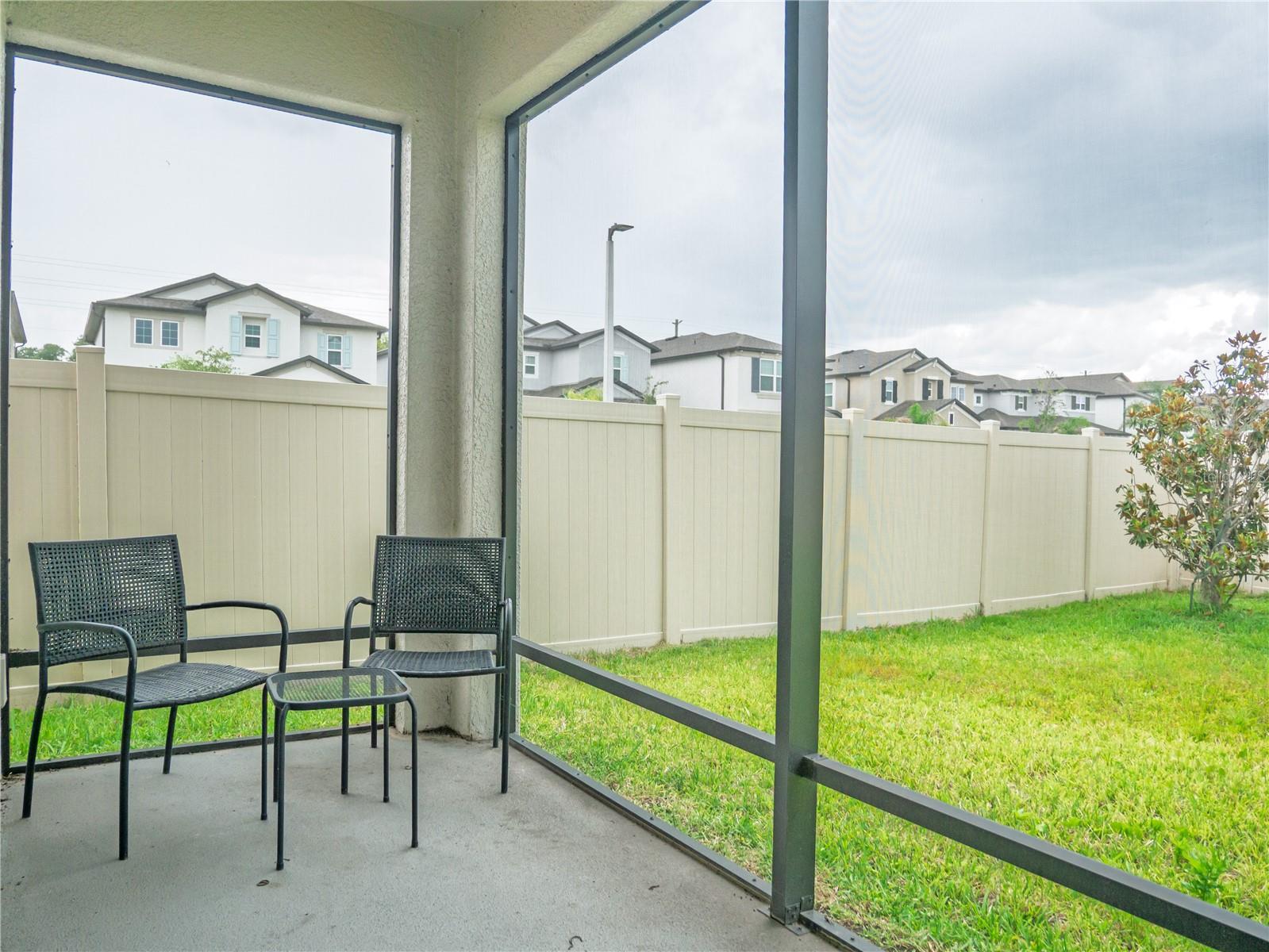 Screened-in Porch