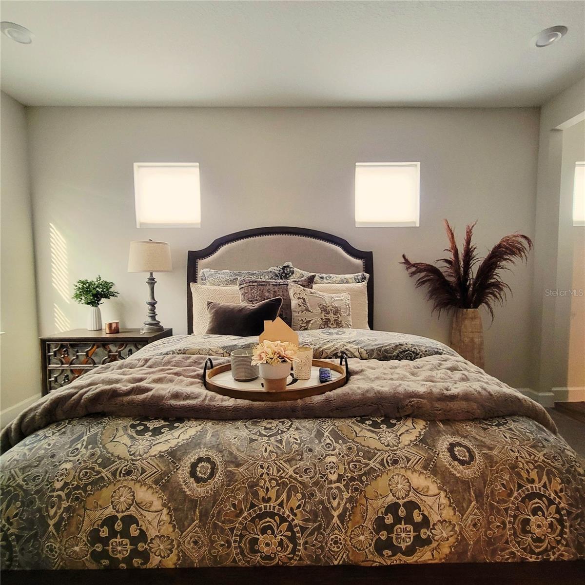 Guest bedroom