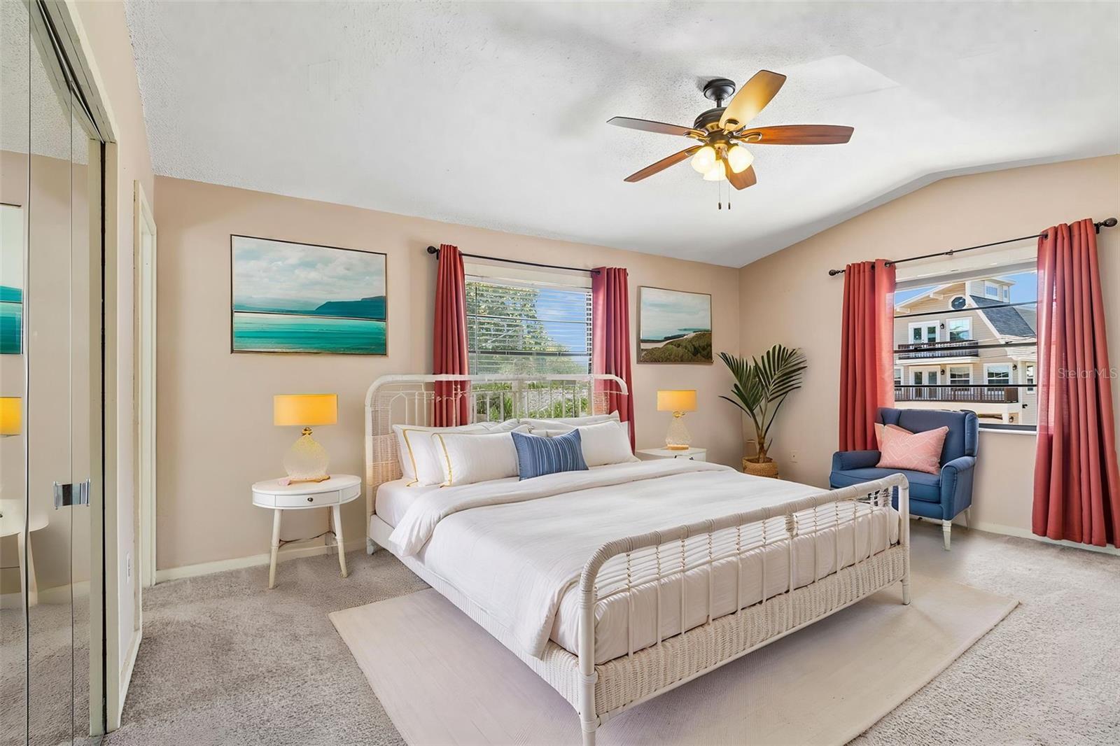 Nicely-sized primary bedroom with en-suite bath.