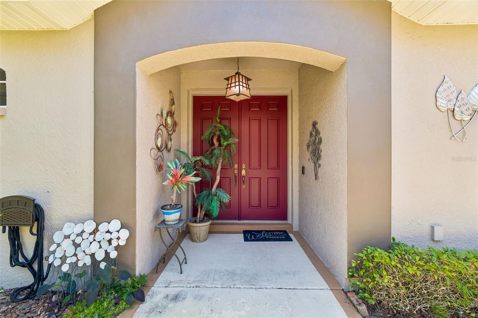 TB8518800