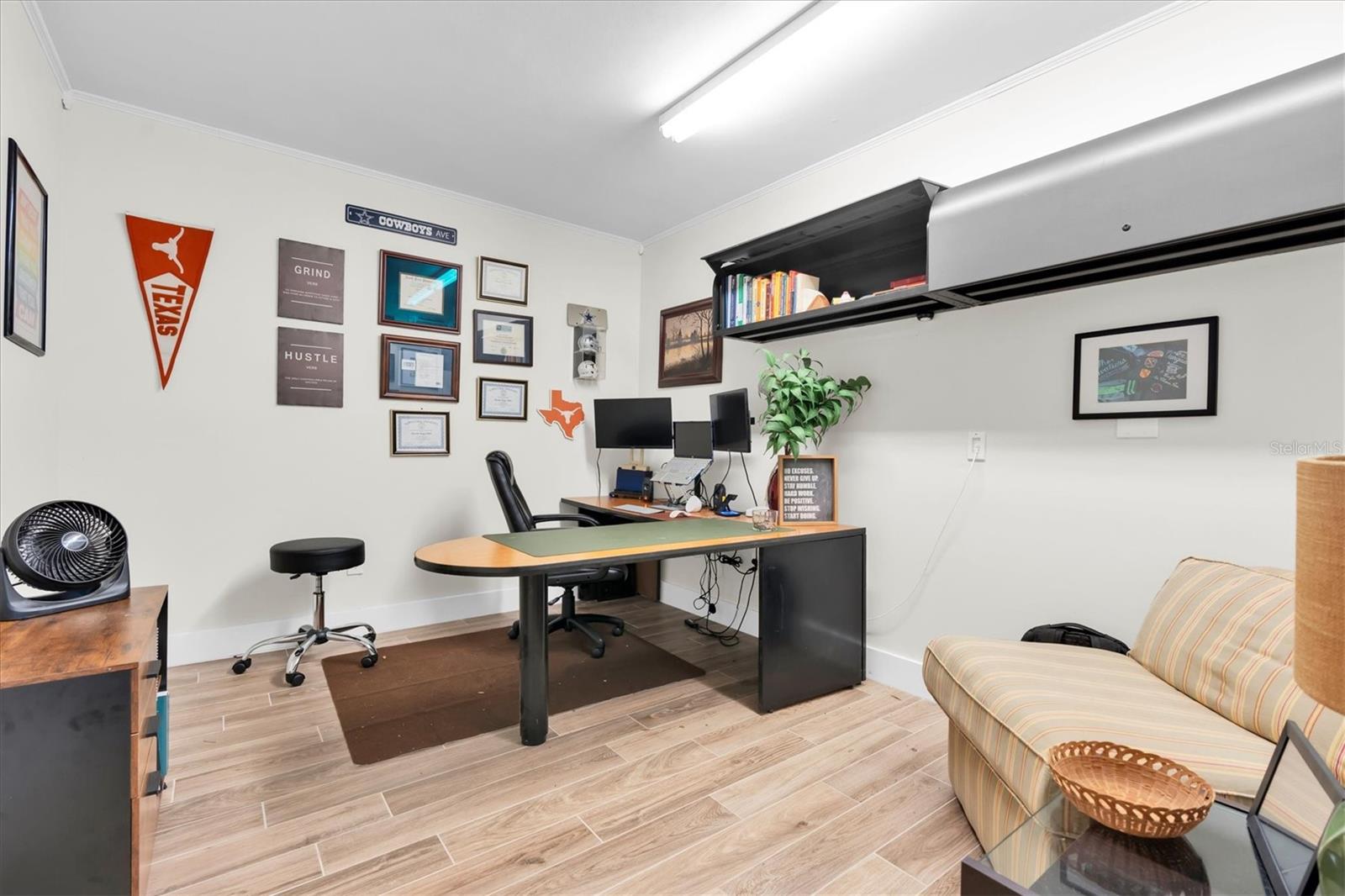 Office/Bonus Room