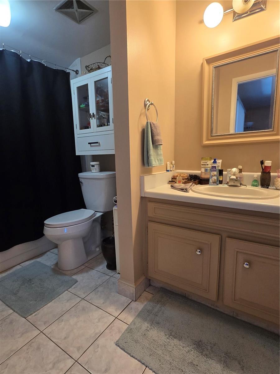 Primary bath