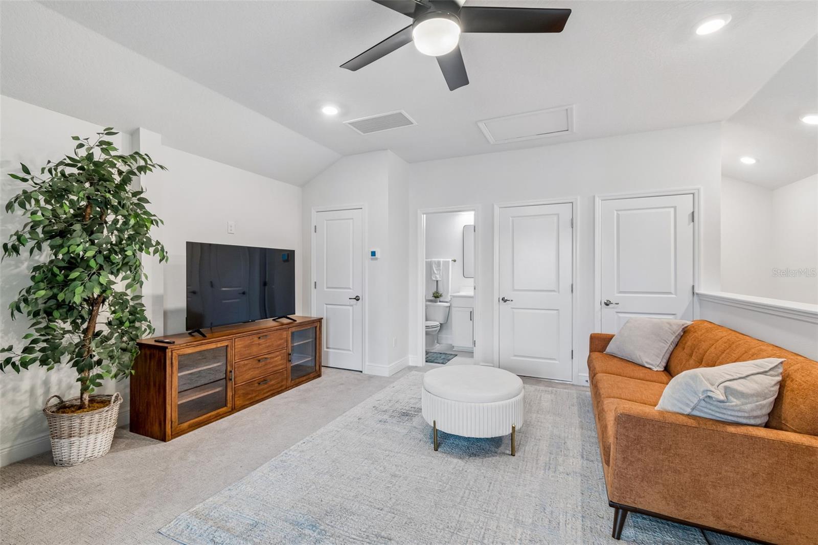 Upstairs Loft/Secondary living space