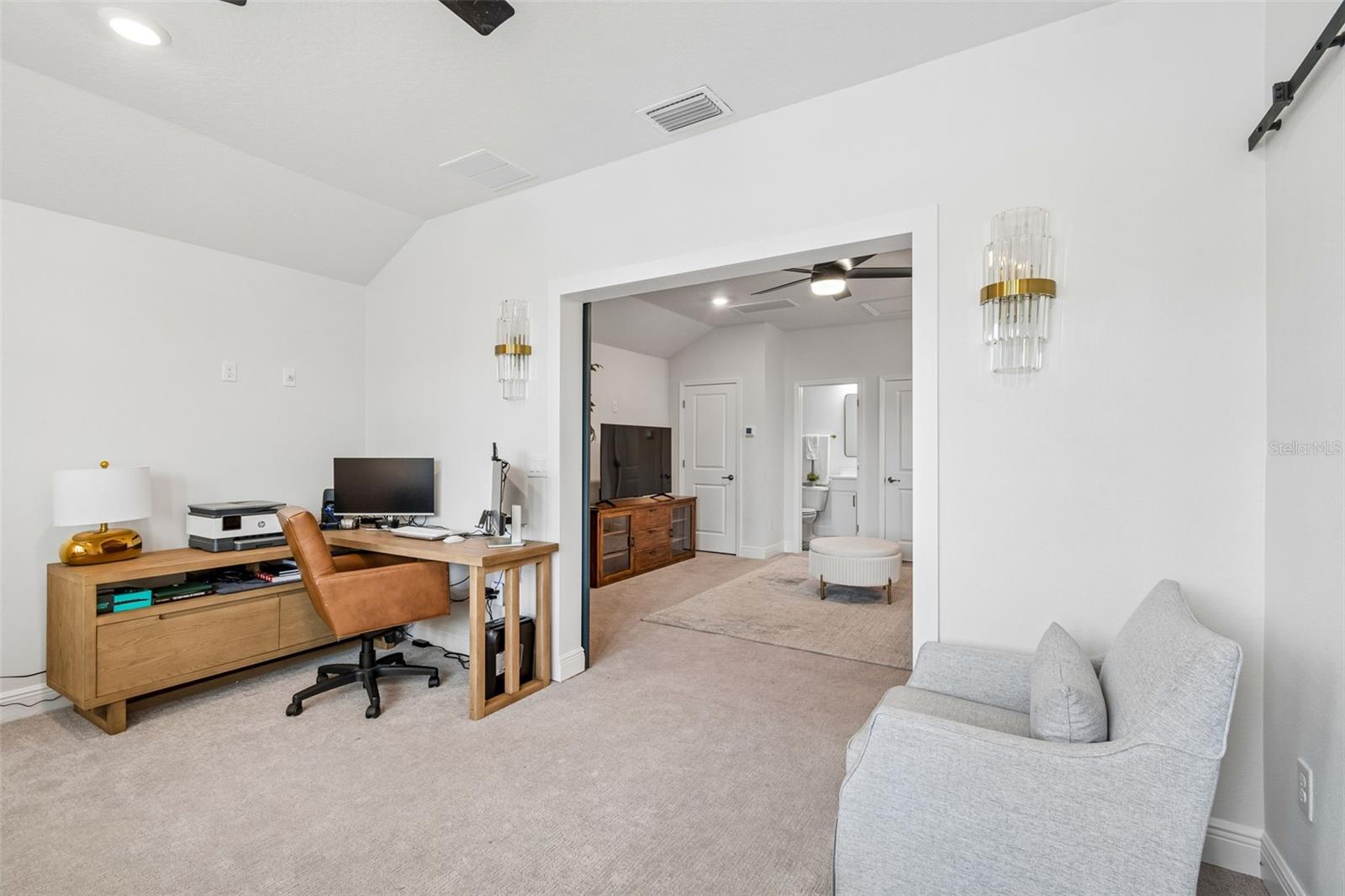 Upstairs Bedroom 5