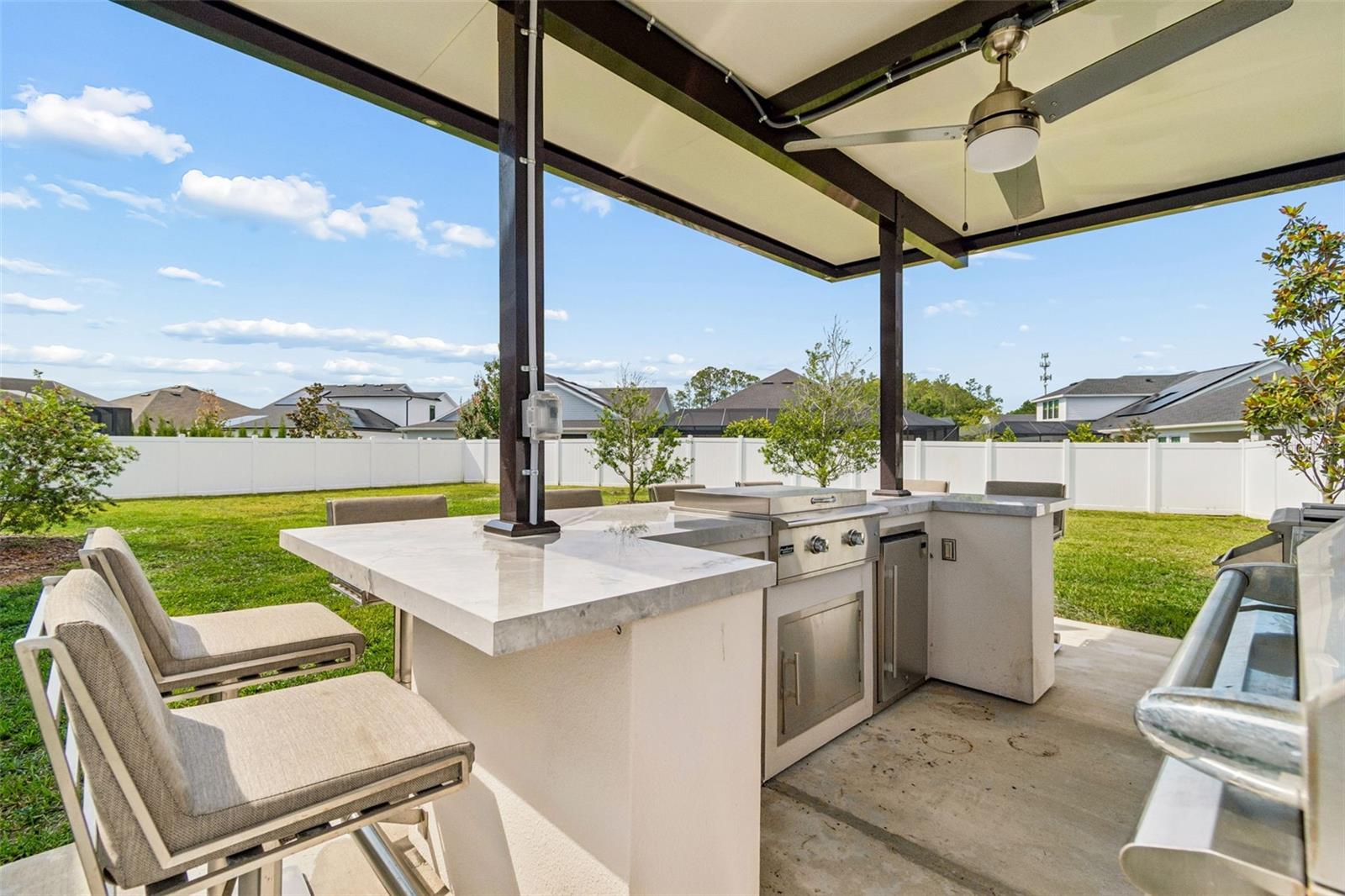 Outdoor Kitchen