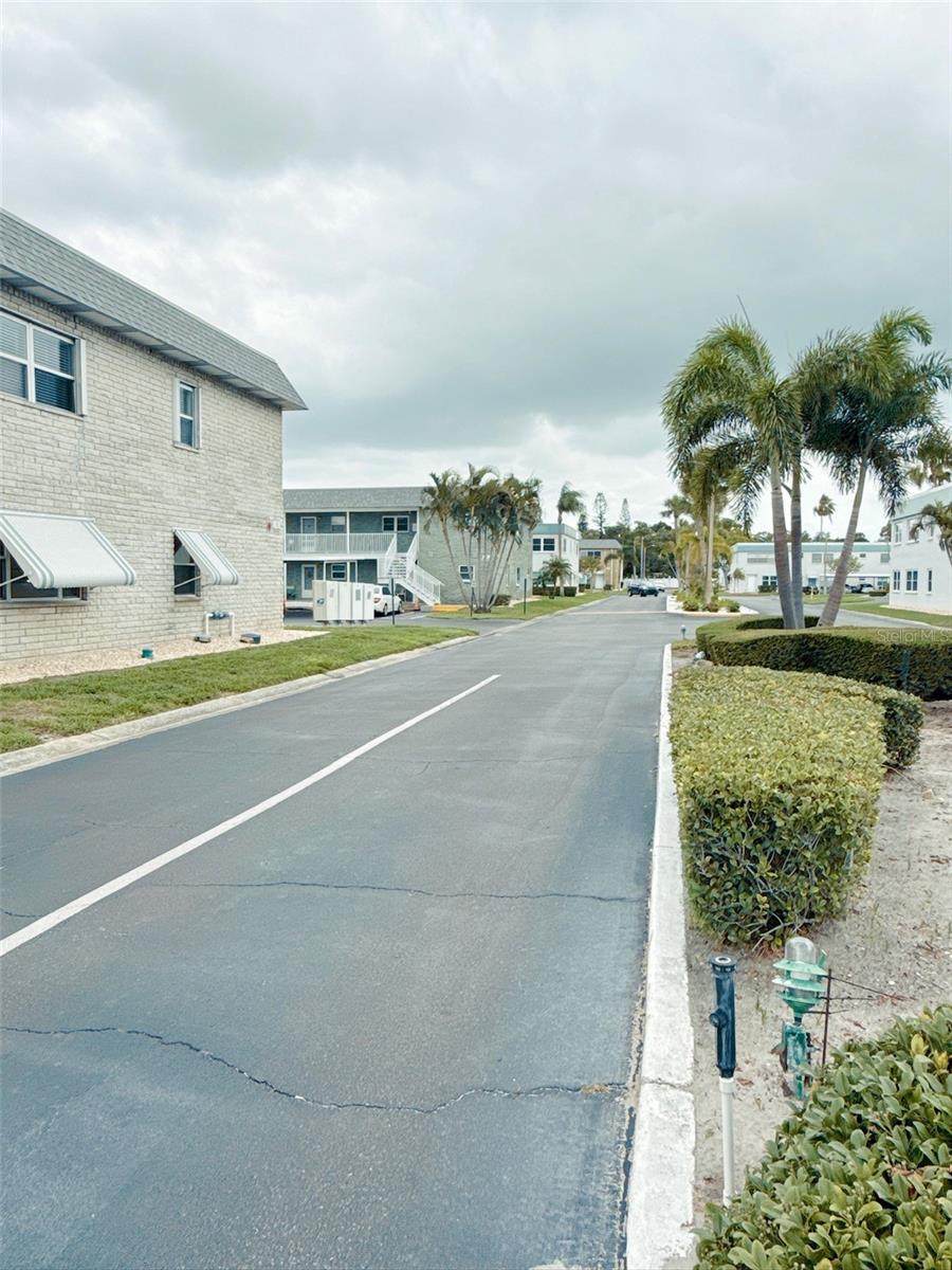 Community road