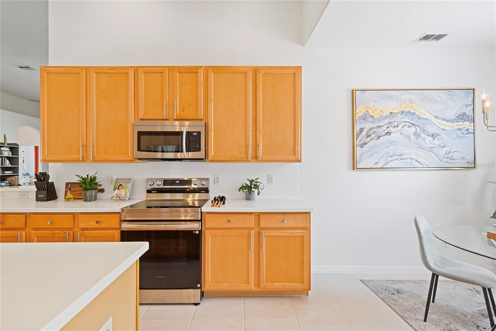 Smart things convection oven with ample prep space.