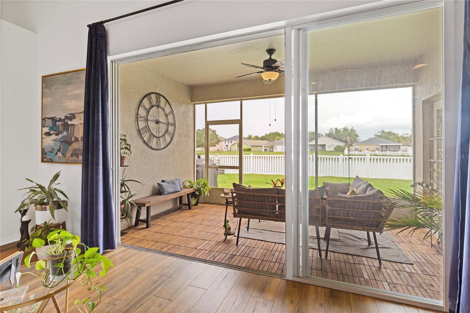 Outdoor flooring that makes indoor/outdoor living a breeze