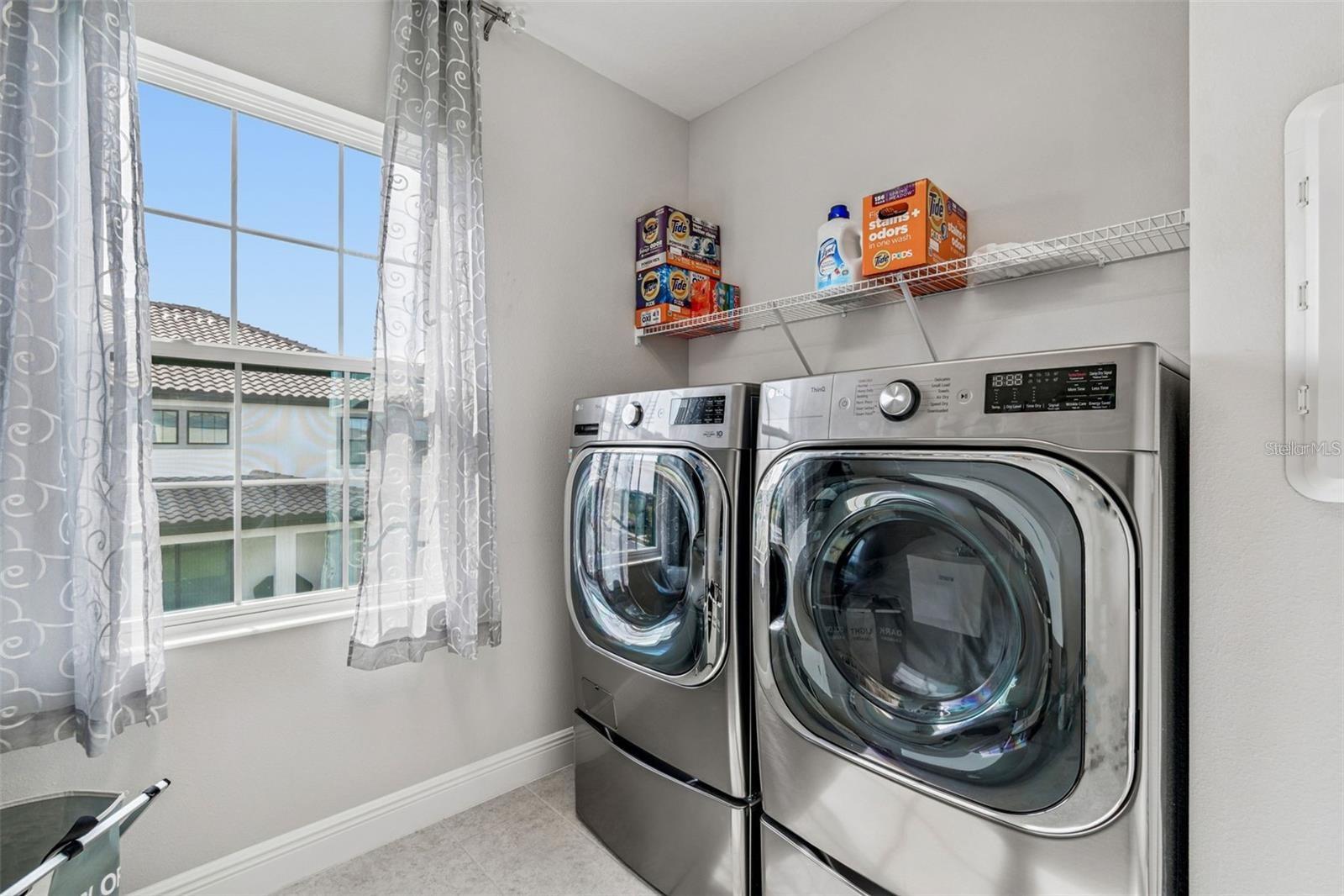TB8518926