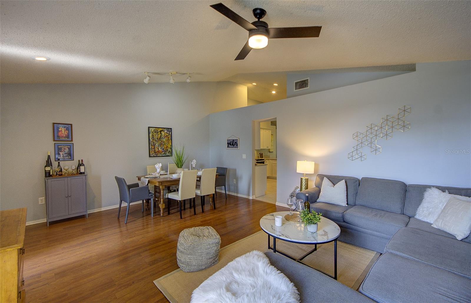 Living/Dining Room
