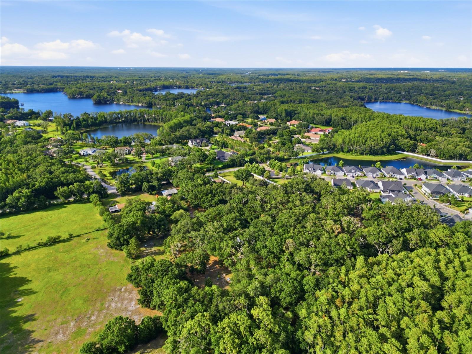 Aerial View of neighborhood