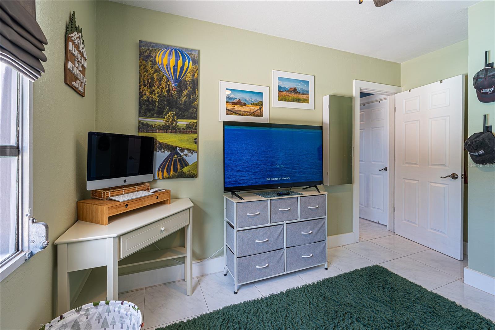 2nd Bedroom