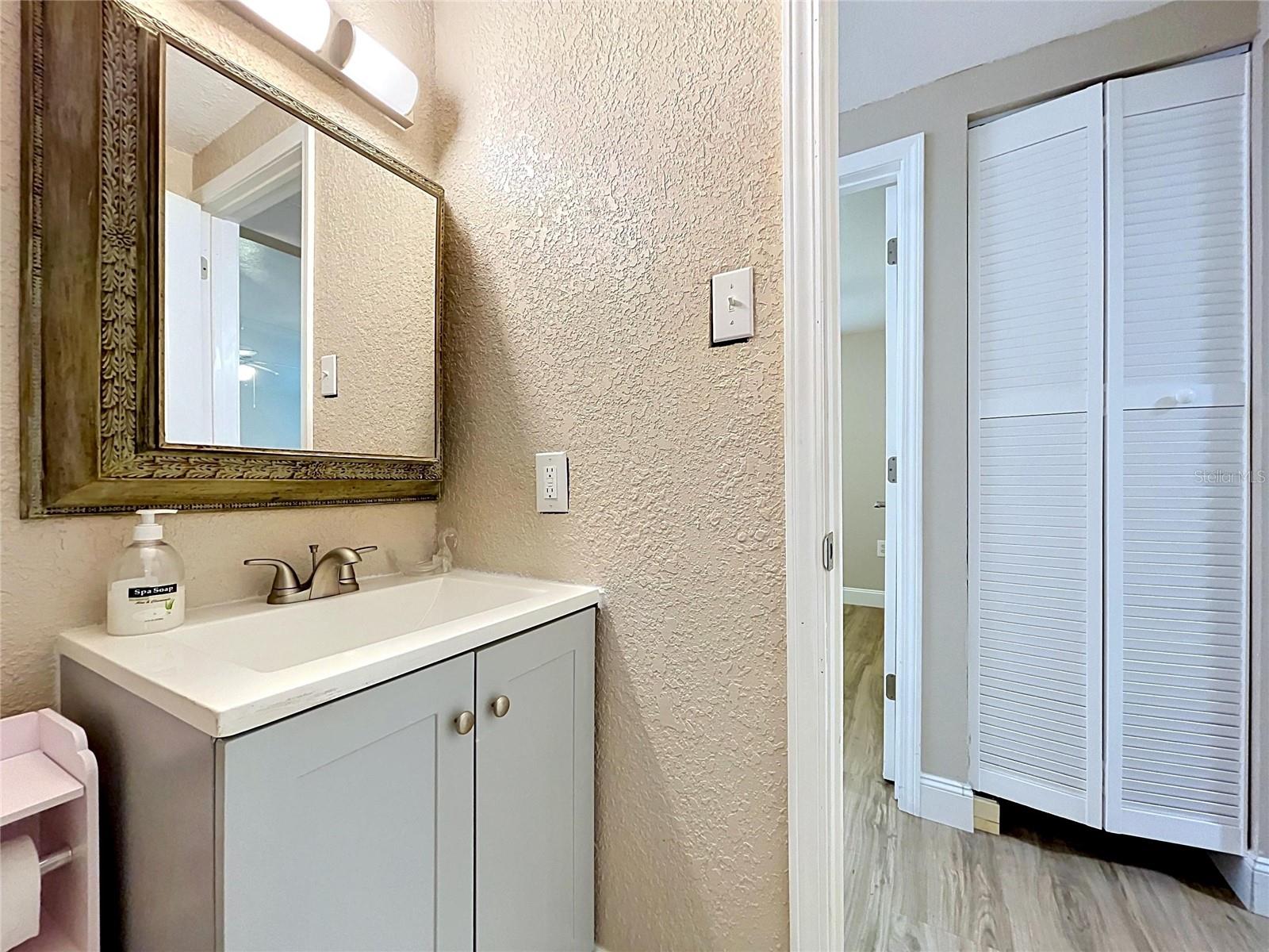 BATHROOM 2
